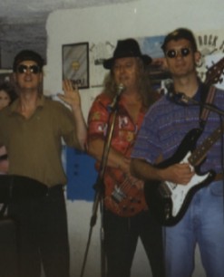 melody1.jpg (15800 bytes)